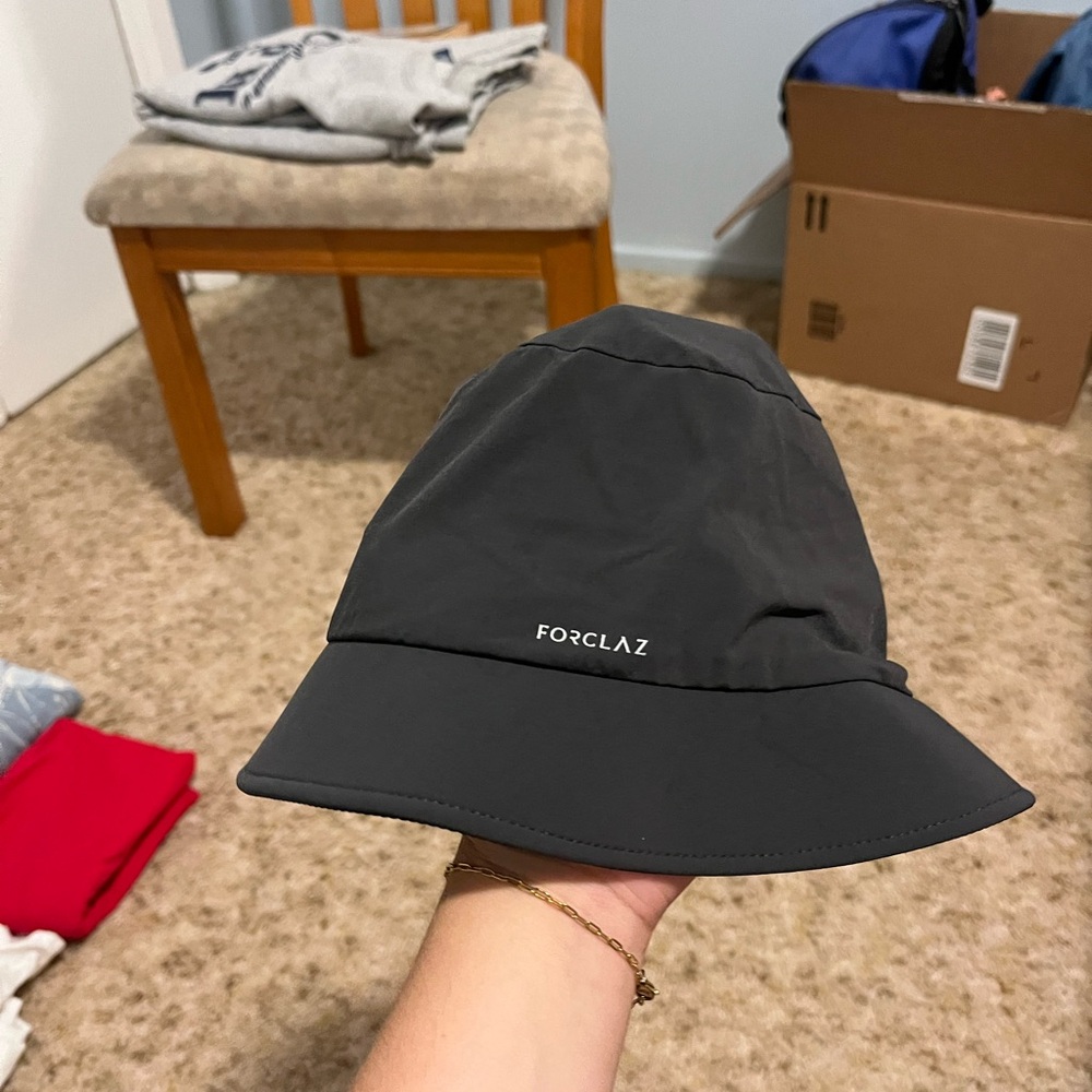 forclaz adjustable bucket hat